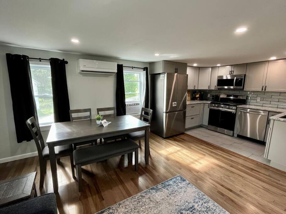 2 Bed Berkshire Getaway @ Stephentown Hotel Екстер'єр фото