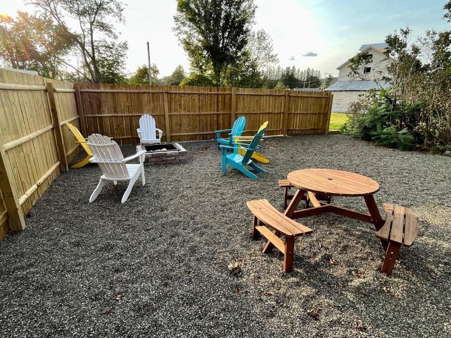 2 Bed Berkshire Getaway @ Stephentown Hotel Екстер'єр фото